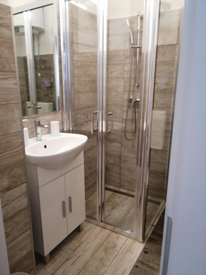 Apartmani Nevera Krk Town Zewnętrze zdjęcie