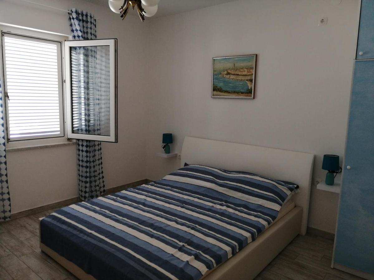 Apartmani Nevera Krk Town Zewnętrze zdjęcie
